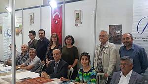 İyi Ki Bu Topraklarında Bağrında Çiçek Açtılar