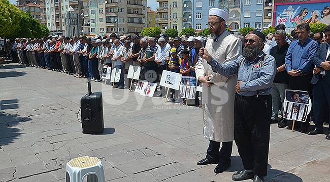 Karaman'da Mursi için gıyabi cenaze namazı kılındı