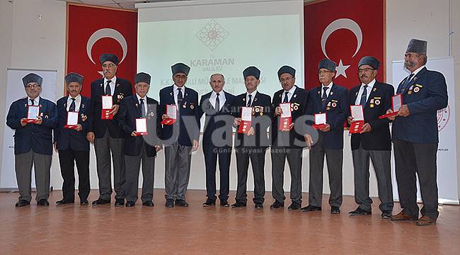Kıbrıs Gazilerine madalyaları verildi