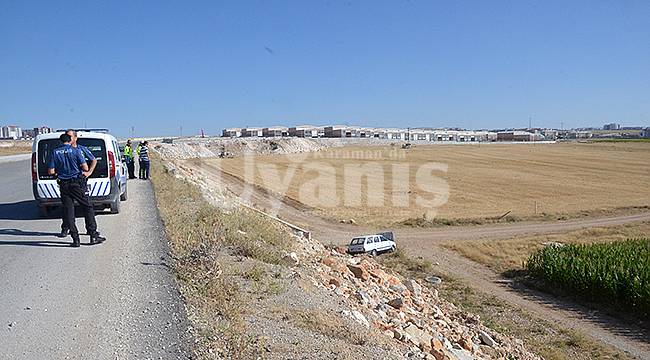 Karaman'da otomobil şarampole uçtu