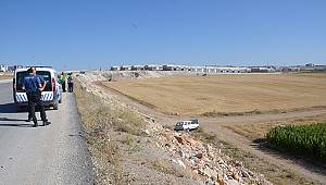 Karaman'da otomobil şarampole uçtu