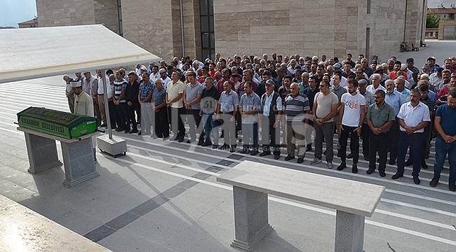Cinayet Kurbanı Gurbetçi Toprağa Verildi