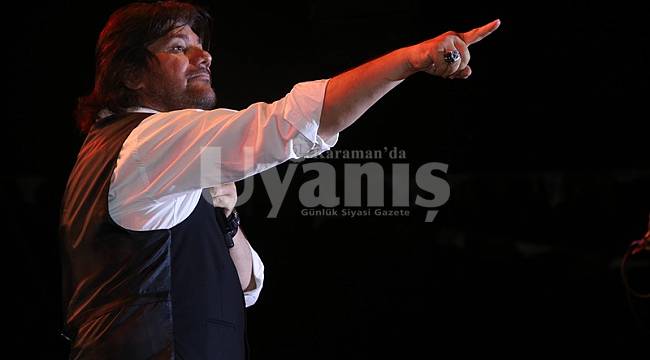 Şölenin üçüncü gününde muhteşem gece