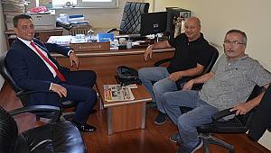 Vekil Ünver'den Gazetemize Ziyaret
