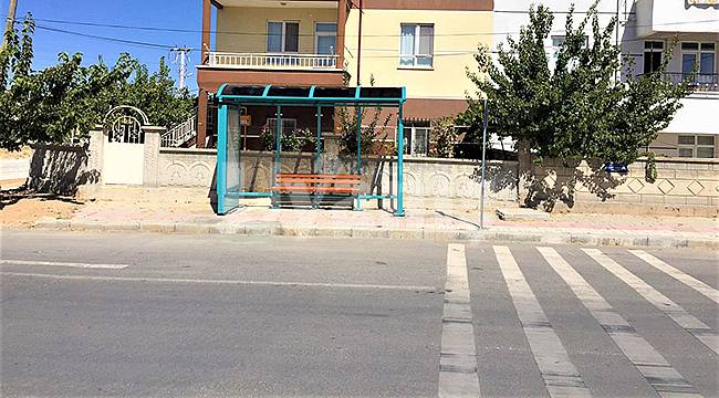 Belediye Otobüs Durakları Yenileniyor