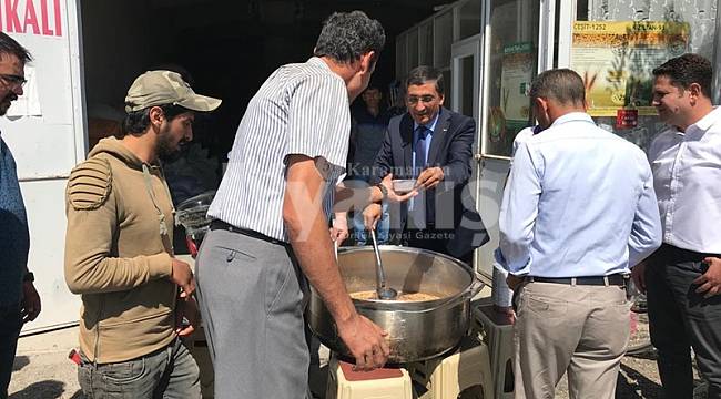 Karaman Ticaret Borsasından aşure ikramı