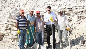 Kaymakam Atak’tan Kasaba Taşı Ocağına Ziyaret