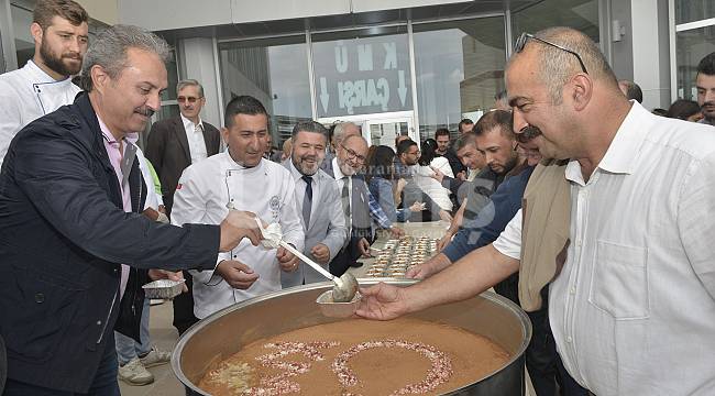 KMÜ'de Aşure İkramı
