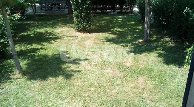 Okullarda çevre temizliği işleri devam ediyor