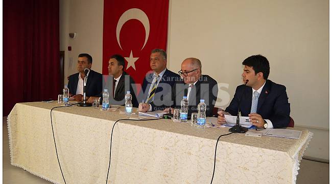 Vali Meral muhtarlarla buluştu