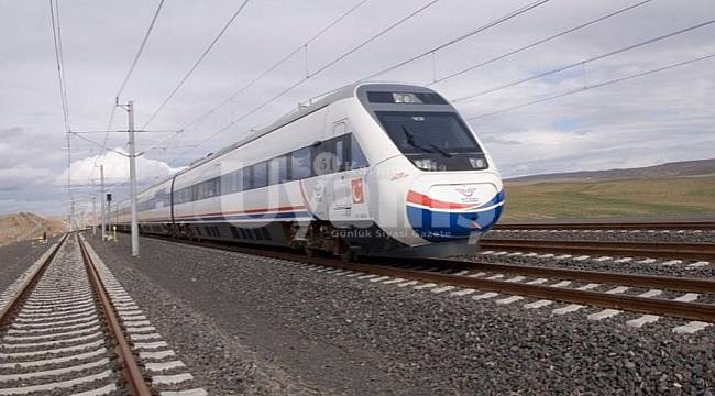 Bakan Turhan; "Konya-Karaman Hızlı Tren Sinyalizasyon İşi 2020'de Tamamlanacak"
