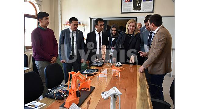 Milletvekili Eser’den Prof. Dr. Ömer Dinçer İmam Hatip Anadolu Lisesine Ziyaret