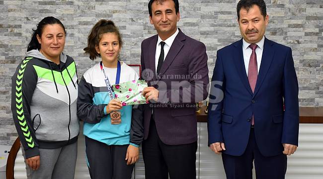 Başarılı Sporcudan İl Müdürü Çalışkan'a Ziyaret