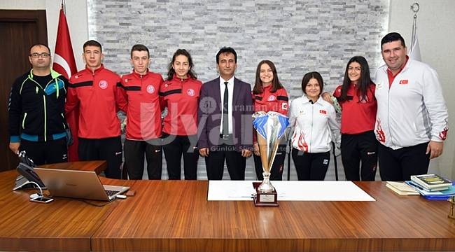 Başarılı Sporcular Çalışkan'ı Ziyaret Etti