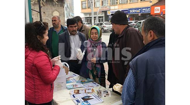 KMÜ öğrencileri KOAH'a dikkat çekti