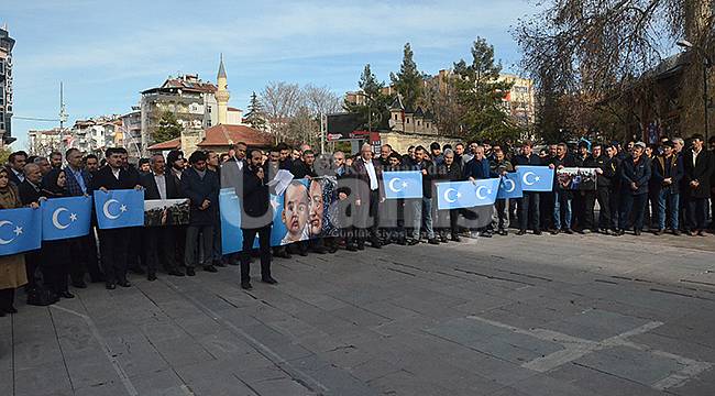 Çin'in Doğu Türkistan Politikaları Karaman'da Protesto Edildi