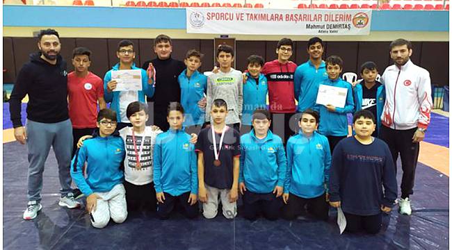 Karaman Analig Güreş Takımı Yarı Finalde
