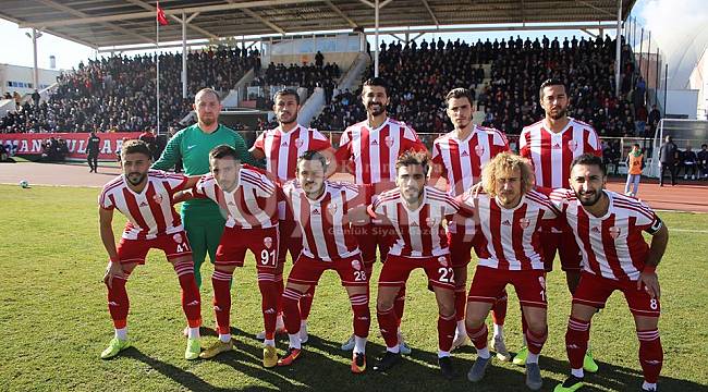 Karaman Belediyespor 6 Oyuncu İle Yollarını Ayırdı