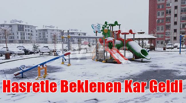 Karaman'da hasretle beklenen kar geldi