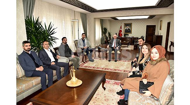 Vali Meral'e ziyaretler