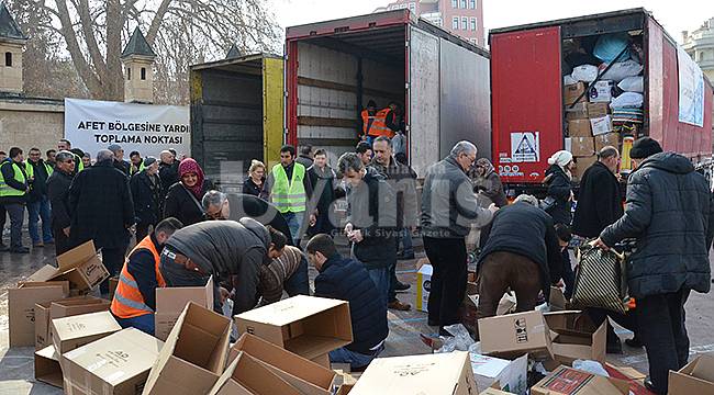 Karaman Deprem İçin El Ele Verdi
