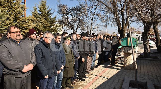 Vali Meral Şehit Babasının Cenazesine Katıldı
