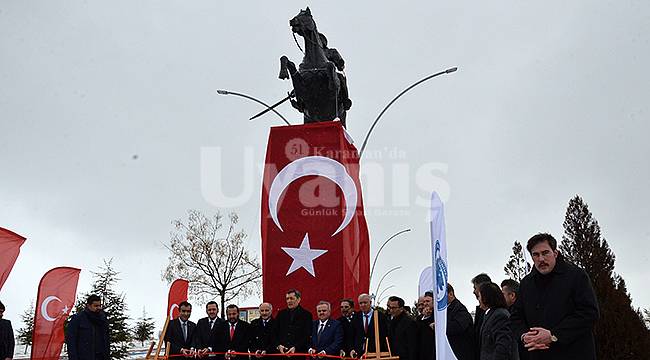 Bakan Selçuk Karamanoğlu Mehmet Bey Anıtının Açılışını Yaptı