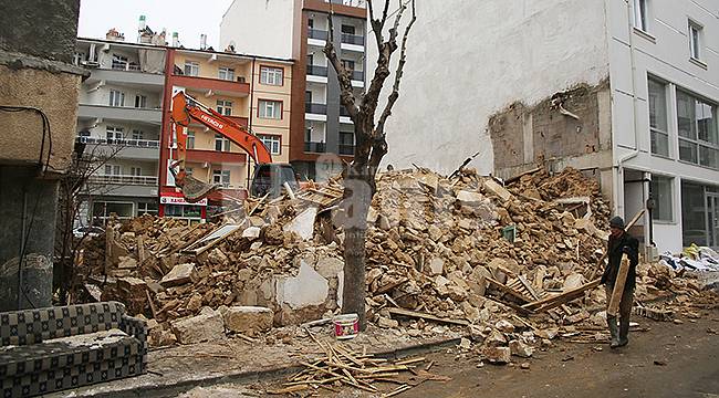 Karaman Metruk Binalardan Kurtarılıyor