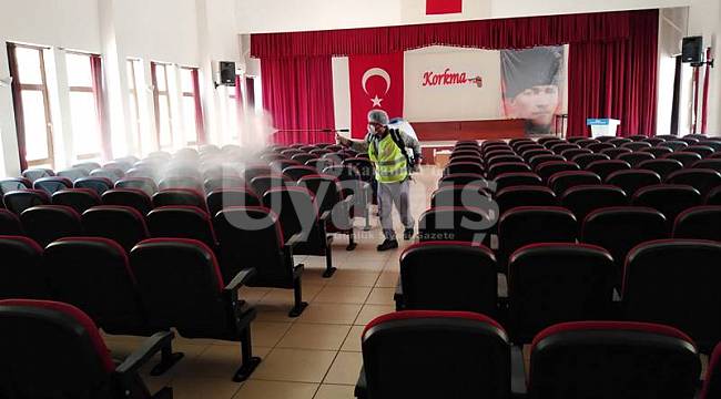 Ermenek'te dezenfekte çalışmaları aralıksız devam ediyor