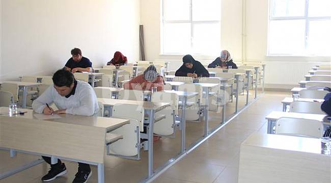 Karaman'da Mevlid-i Nebi Gençlik Bilgi Yarışması yapıldı