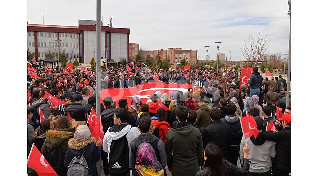 Öğrenciler İdlib Şehitleri İçin Tek Yürek