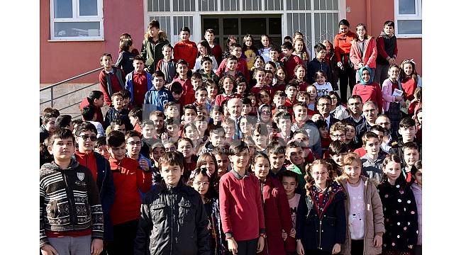 Vali Meral'den Mevlana Ortaokuluna Ziyaret