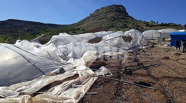 Fırtına Karaman'daki seraları vurdu