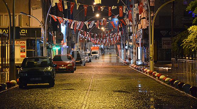 Karaman'da ilk kez uygulanan sokağa çıkma yasağı başladı