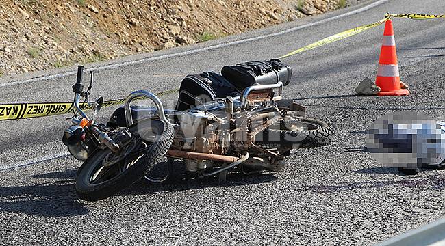 Karaman'da bariyere çarpan motosikletin sürücüsü öldü