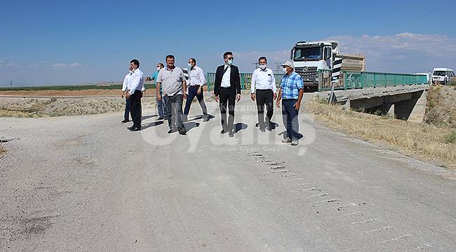 Köylerdeki yol çalışmalar yerinde incelendi