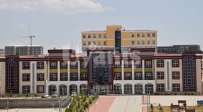 Temel İslam Bilimleri Tezli Yüksek Lisans Programı açıldı