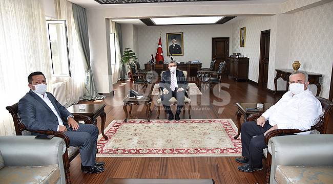 AK Parti Karaman Milletvekillerinden Vali Işık’a nezaket ziyareti