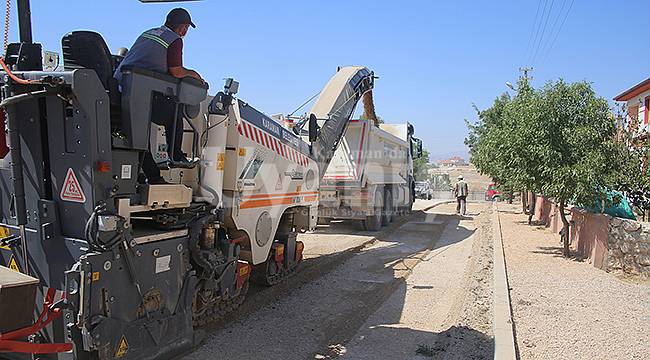 Karaman'da asfalt çalışmaları devam ediyor