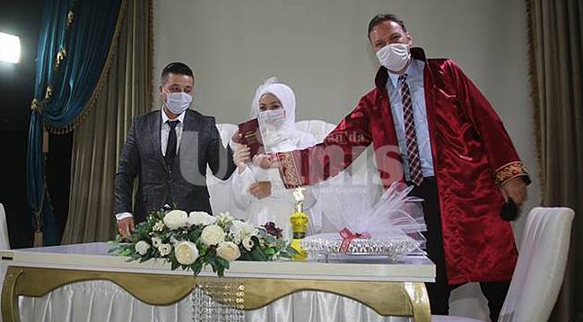 Karaman'da pandemi sürecinde 728 nikah kıyıldı