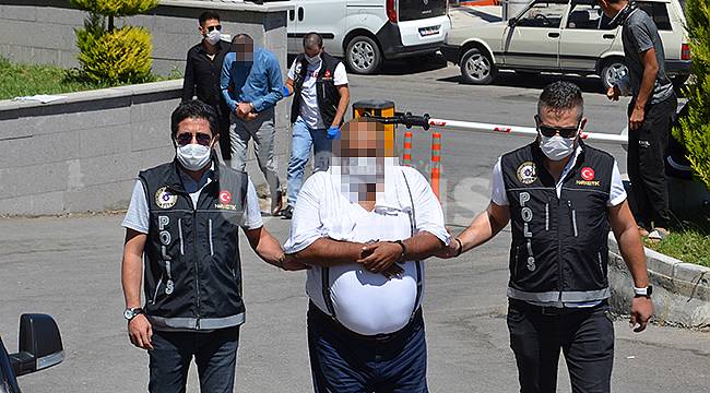 Karaman'da sayaçları yavaşlatacağız diyerek çiftçileri dolandıran zanlılar tutuklandı