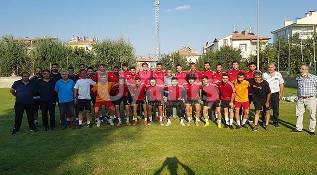 Karaman Belediyespor antrenmanlarını aralıksız sürdürüyor