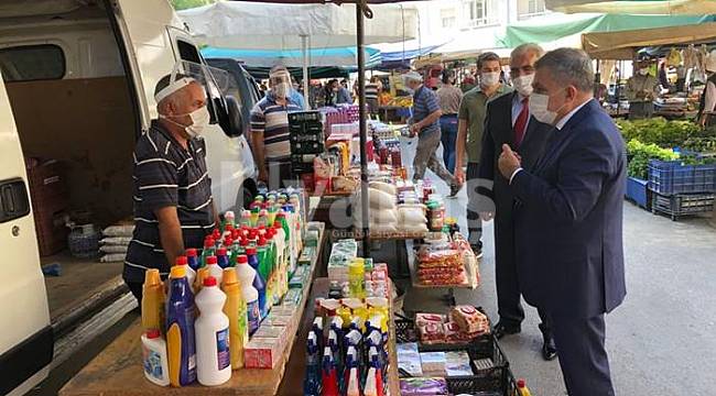 Vali Işık Semt Pazarını denetledi