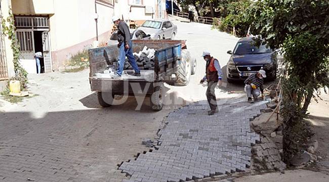 Ermenek'te sokak ve caddelerde bakım çalışmaları devam ediyor