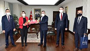 PTT Teşkilatından Vali Işık'a Ziyaret
