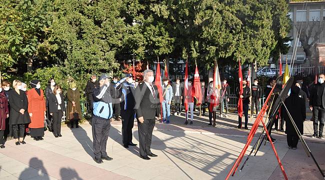Ermenek'te Atatürk Saygı Ve Özlemle Anıldı