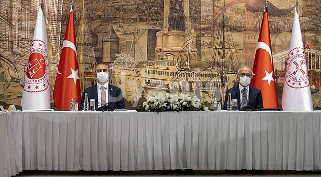 Elvan ve Gül'ün İş Dünyasıyla Görüşmeleri Başladı