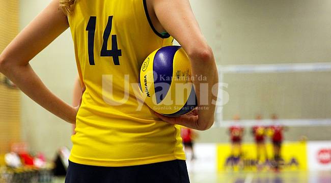 Karaman'da Voleybol Branşında Ulusal Hakemlere 2.Lig De Görev