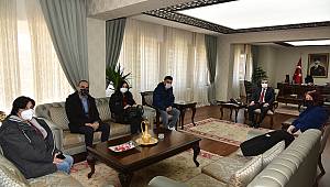 Koro Akademiden Vali Işık’a Nezaket Ziyareti