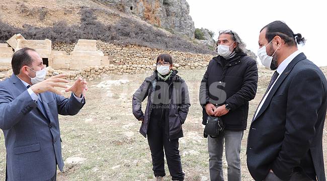 Rektör Akgül Ermenek'te Arkeolojik Kazıları Yerinde İnceledi